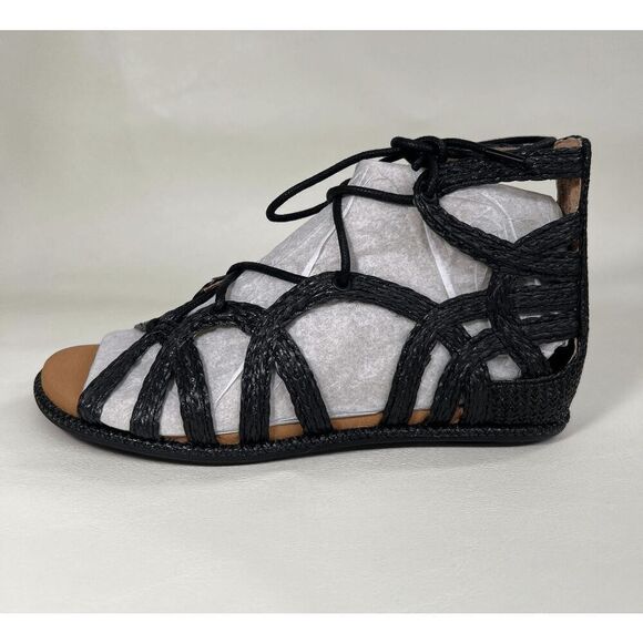 Gentle Souls Women's Break My Heart Lace Up Gladiator Flat Sandals - Black 5M - Picture 4 of 13